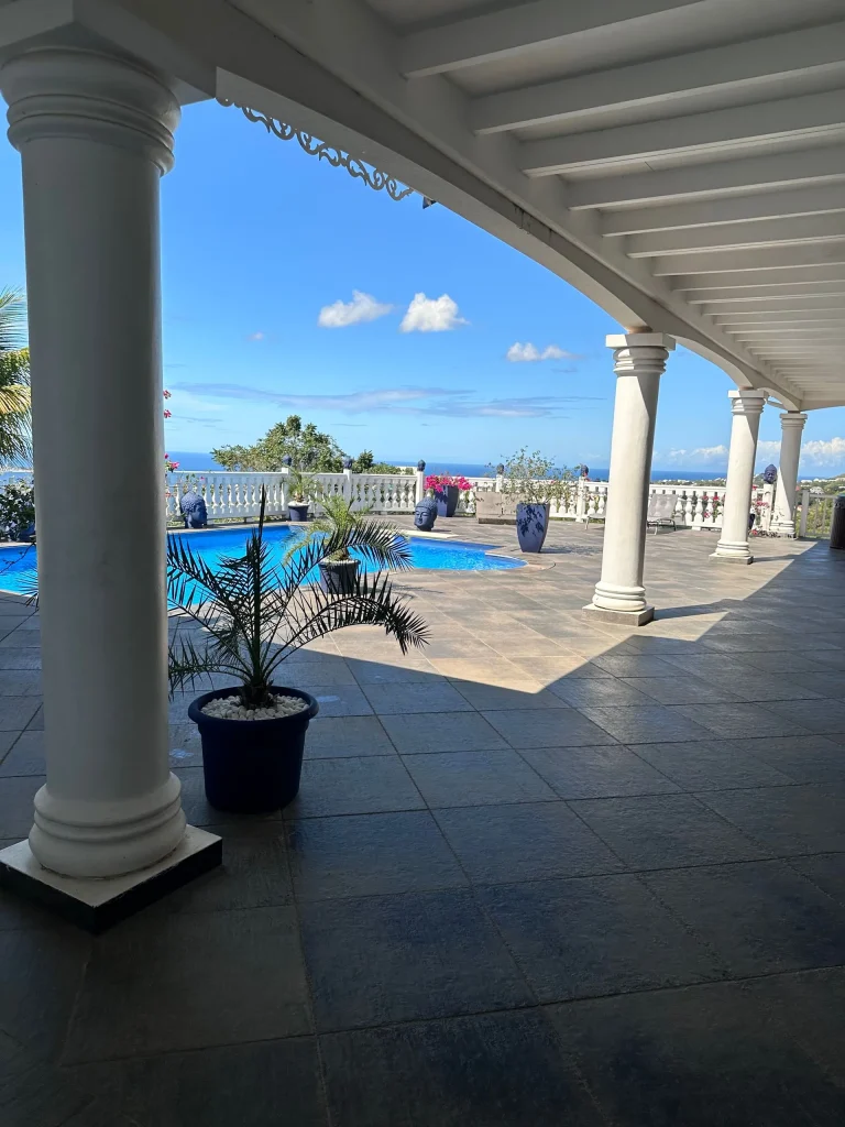 Colonnades de la terrasse